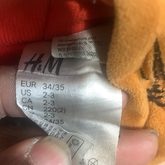 Tom and Jerry tshirt and slippers - Picture 6 of 8